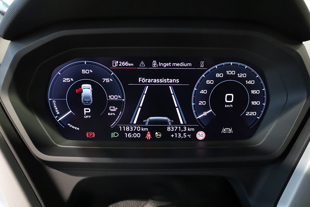 Audi Q4 E-Tron e-tron Proline CarPlay Värmare PDC Leasbar 2023