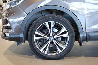 SUV Nissan Qashqai 7 av 28
