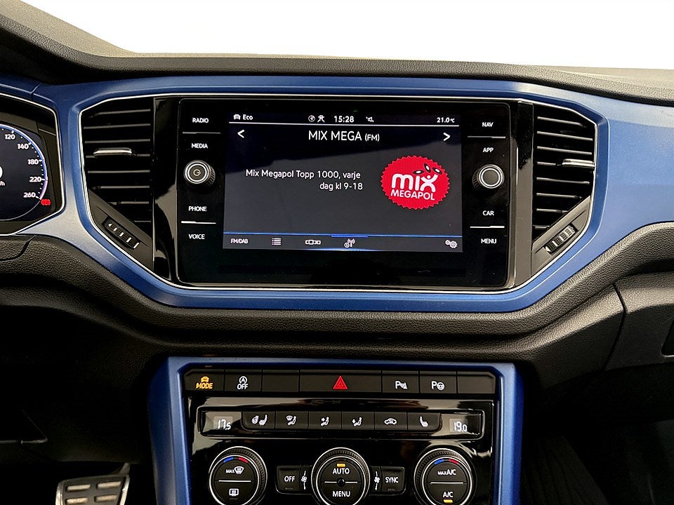 Bild på Volkswagen T-Roc R-Line 1.5 TSI 150hk Aut - B-KAMERA, CARPLAY