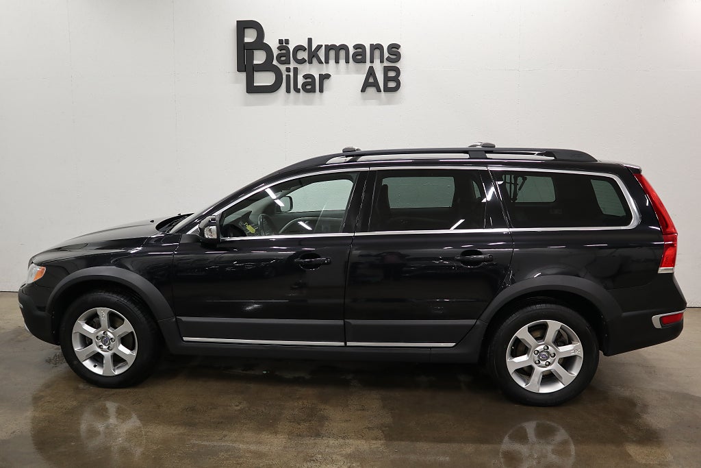 Volvo XC70 D4 163hk 2,4 AWD Auto Skinn Drag Värmare Nyservad 