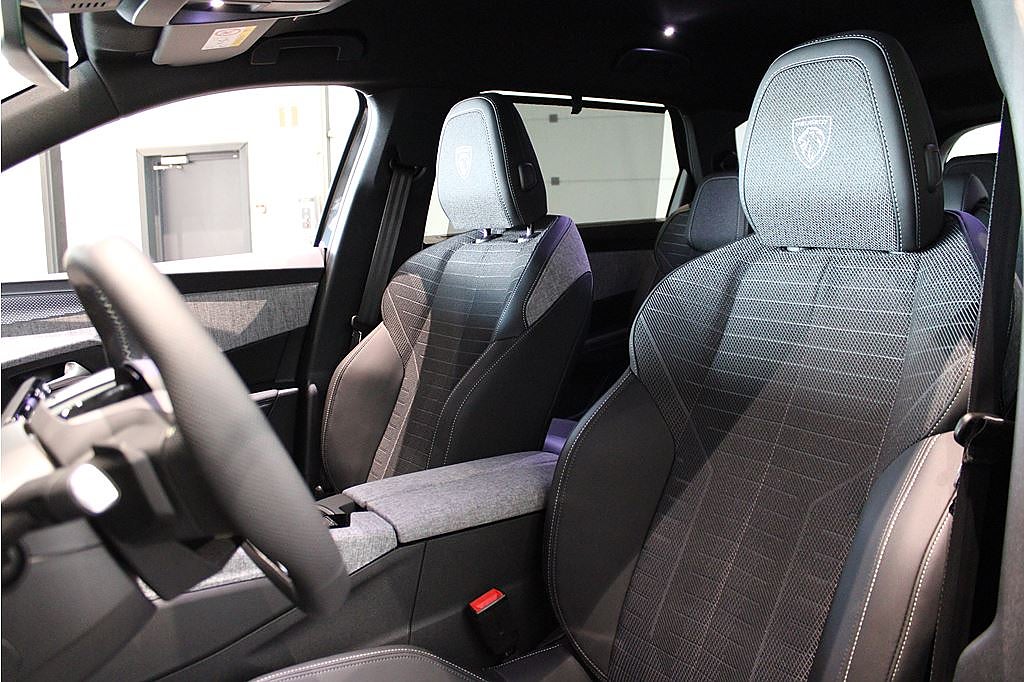 Bild på Peugeot 5008 GT Hybrid - DEMO