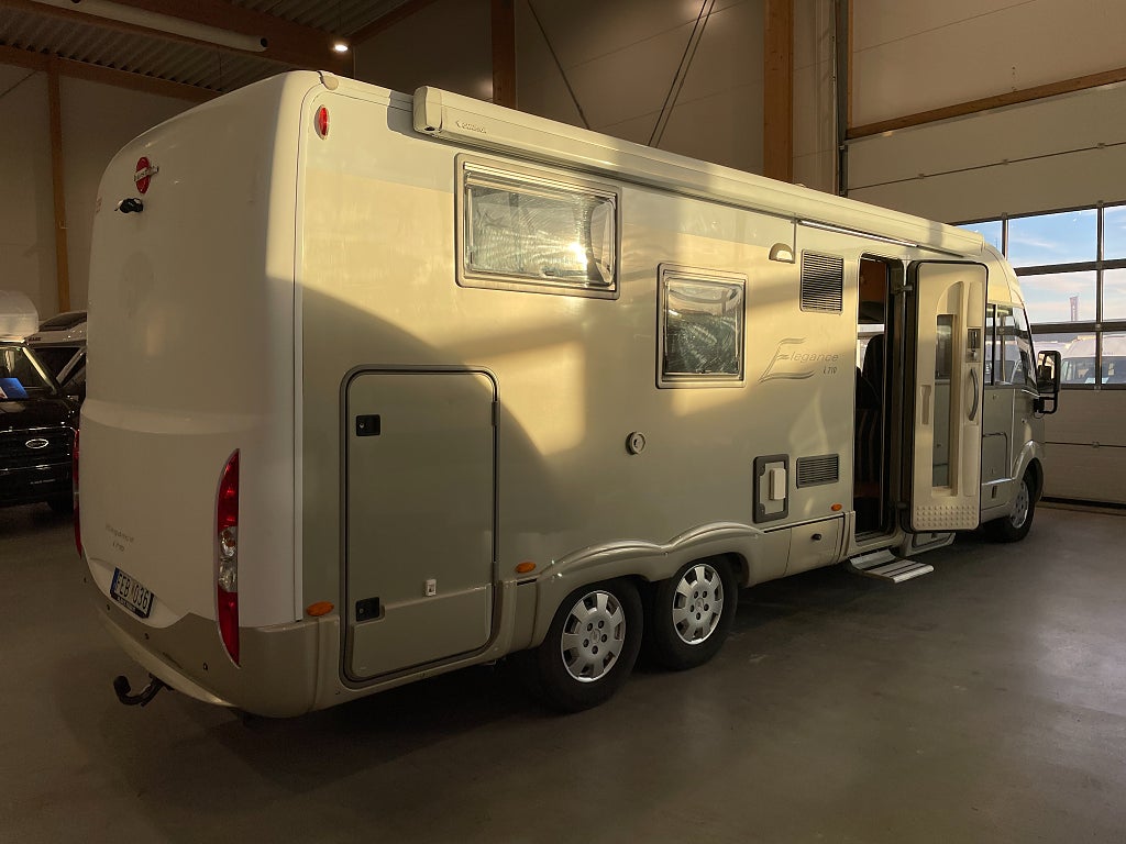 Bürstner Elegance 710 / Kedja / ALDE / AC bodel / Solcell  - Bürstner