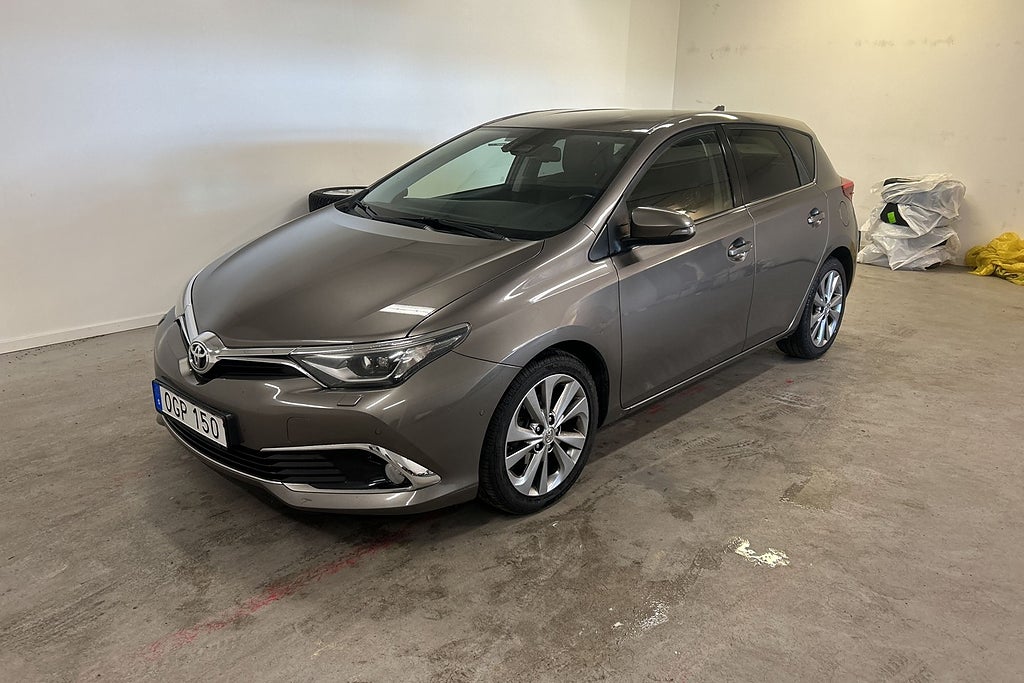 Toyota Auris 1.2 Turbo Executive/SUPERDEAL 3,95%/B-KAM/PDC/F-HÅLLARE