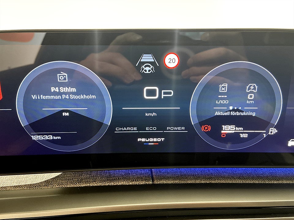 Bild på Peugeot 5008 GT Hybrid 145hk Aut B-KAMERA CARPLAY 7-SITS