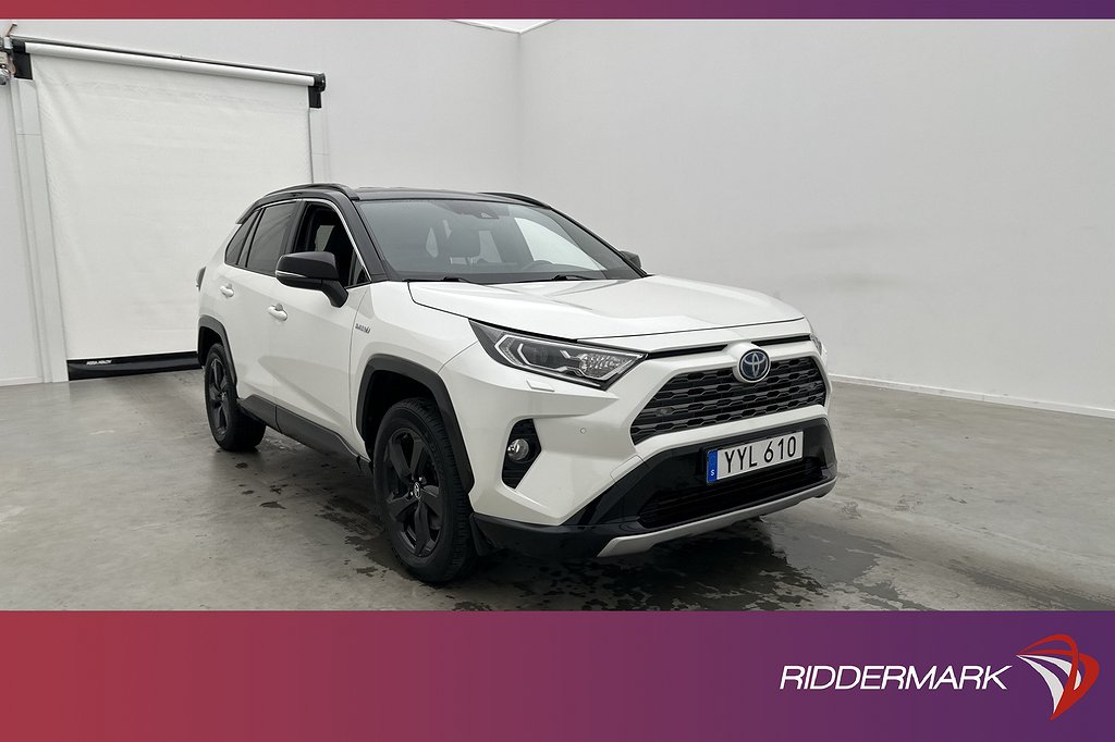 Toyota RAV4 Hybrid 218hk Style JBL B-Kamera Navi Drag MOMS