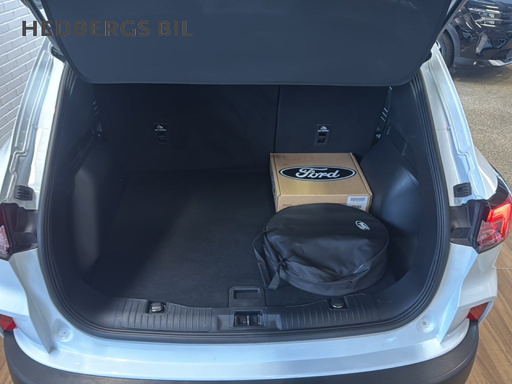Ford Kuga Titanium Plug-In Hybrid 224HK thumbnail
