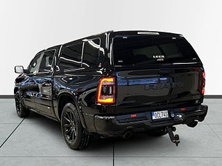 RAM 1500 Crew Cab 5.7 V8 4x4 Laramie Black Edition MOMSAD/VÄLUTRUSTAD
