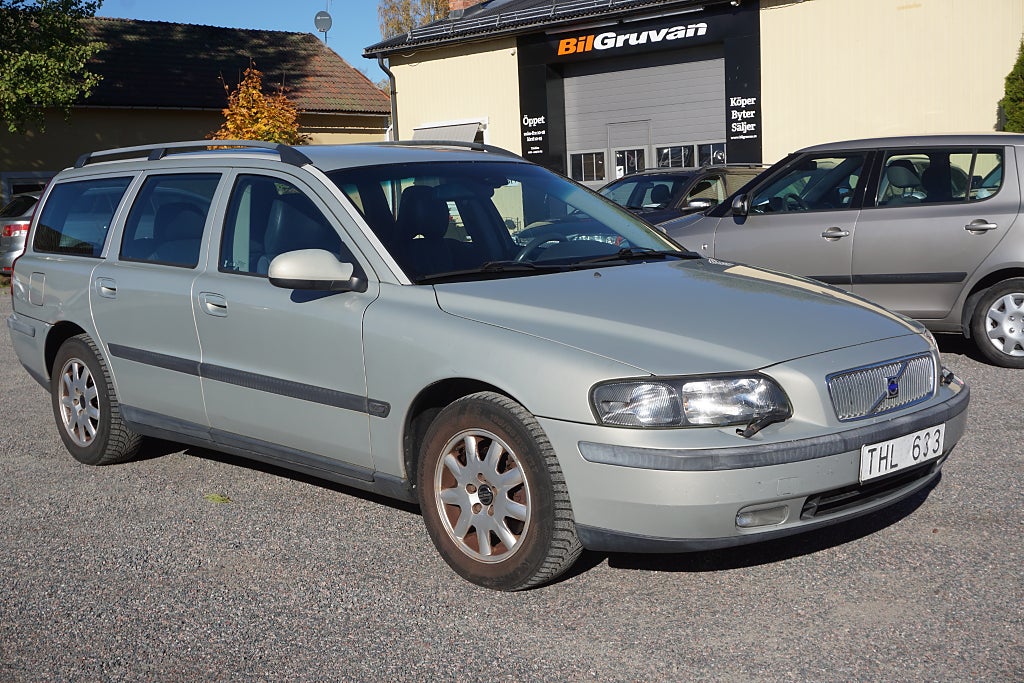 Volvo V70 2.4 Business Drag m-värmare