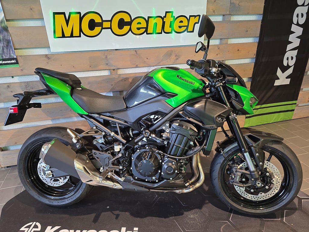 Kawasaki Z900 