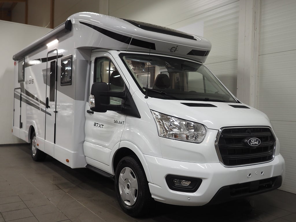 Ci Magis 87 XT Markis Taksäng Långbäddar AUT 2026