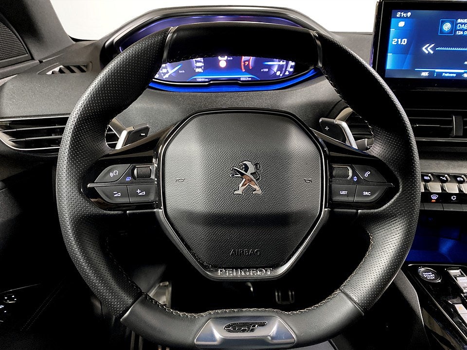 Bild på Peugeot 3008 GT 1.2 PT 130hk Aut - B-KAMERA, CARPLAY