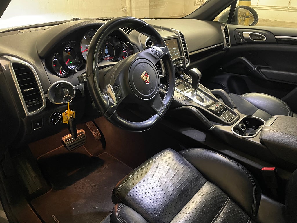 Porsche Cayenne S 2014 - miniatyr 8