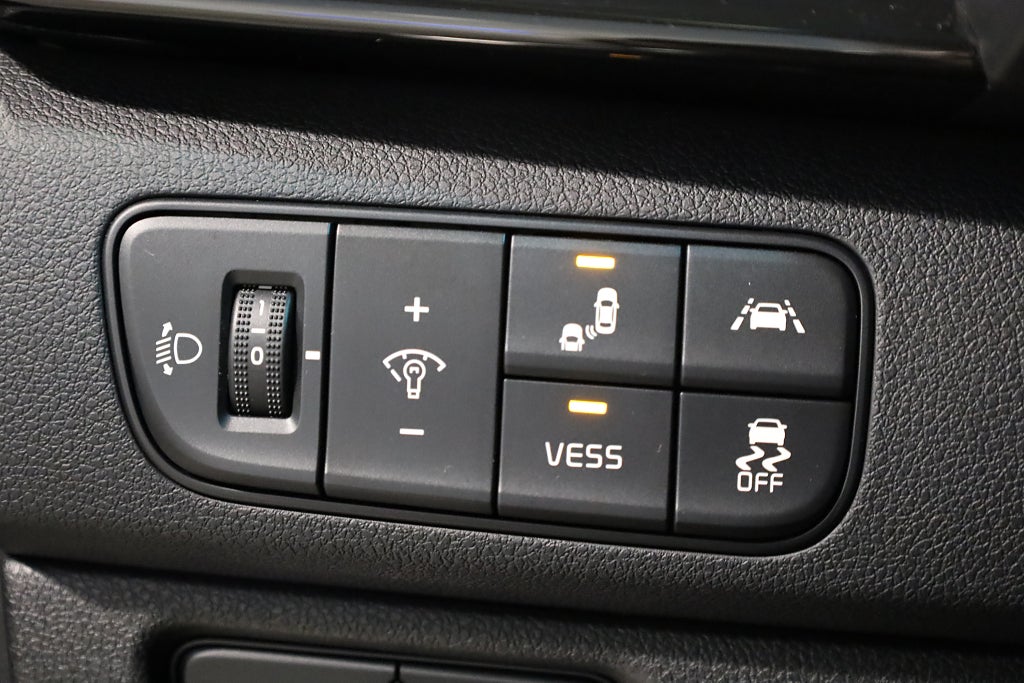 Kia Niro e- 64 kWh Advance Plus Taklucka JBL Kamera Navi Keyless 2019
