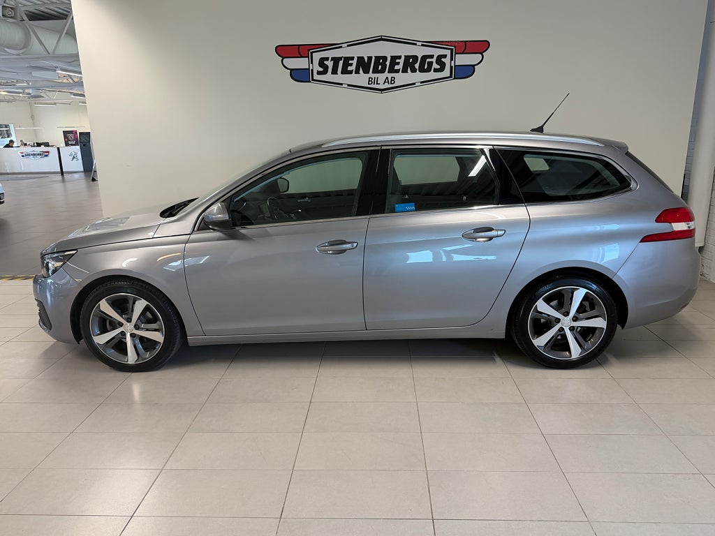 Peugeot 308 SW 1.2 PureTech 130 EAT Allure SoV Hjul thumbnail