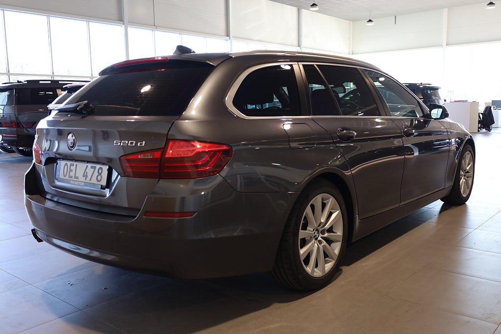 BMW 520d xDrive Touring AUT Sportpaket Drag PDC Rattvärme Läder 2017