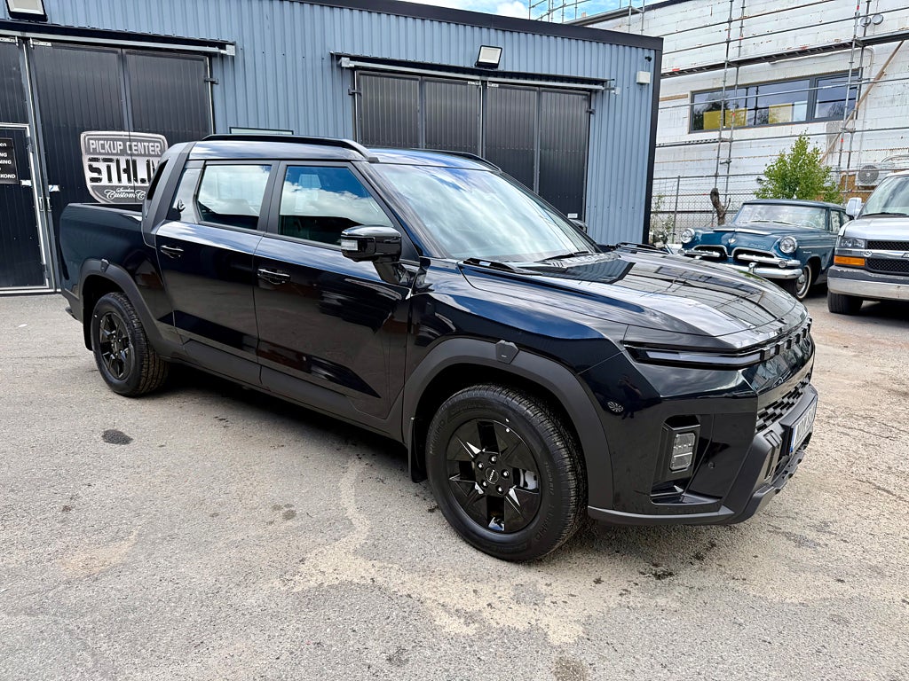 KGM Musso EV Black Line 4WD 80,6kwh inkl vagnskadegaranti