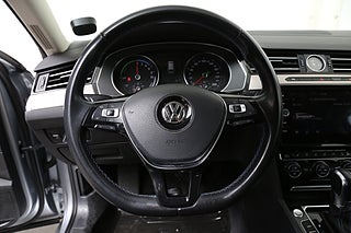 Kombi Volkswagen Passat 13 av 26