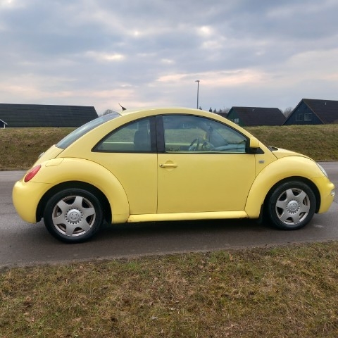 Volkswagen New Beetle 2.0 Comfort 2000, bild 2/31