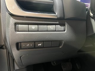 SUV Nissan Qashqai 13 av 20