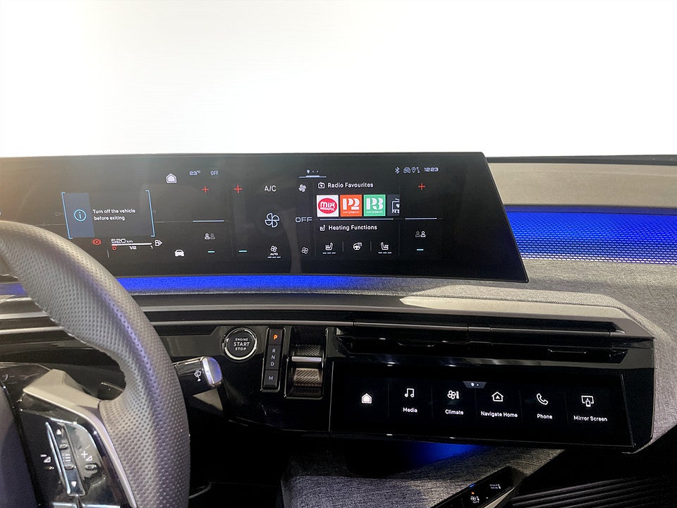Bild på Peugeot 3008 GT Hybrid 145hk Aut B-KAMERA CARPLAY