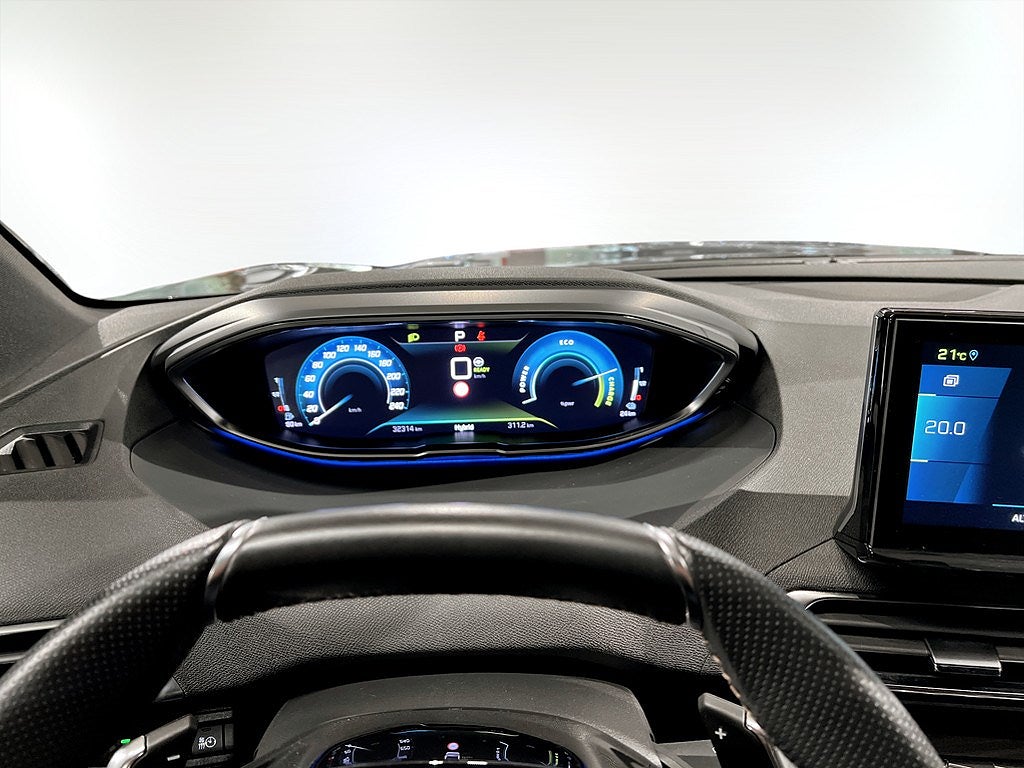 Bild på Peugeot 3008 GT Ultimate Hybrid4 300hk Aut AWD - skinn, Drag