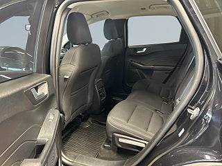 Ford Kuga Plug-In Hybrid E-CVT Kamera/M-Värmare/Xtraljus/S&V-Däck – bild 13