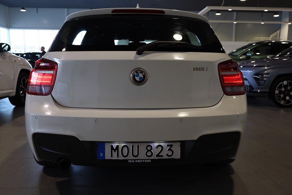BMW 116i 5-dörrars Steptronic M Sport PDC Blåtand Connected 2015