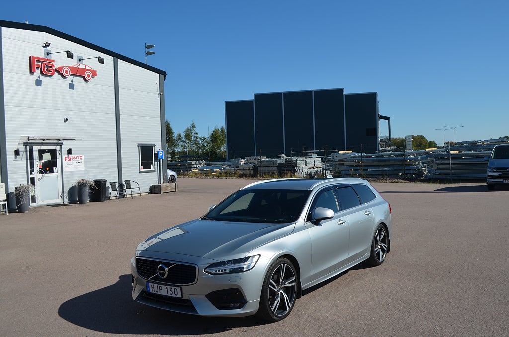 Volvo V90 D4 R-Design 190 hk VOC Drag Navi HUD H/Kardon Euro 6
