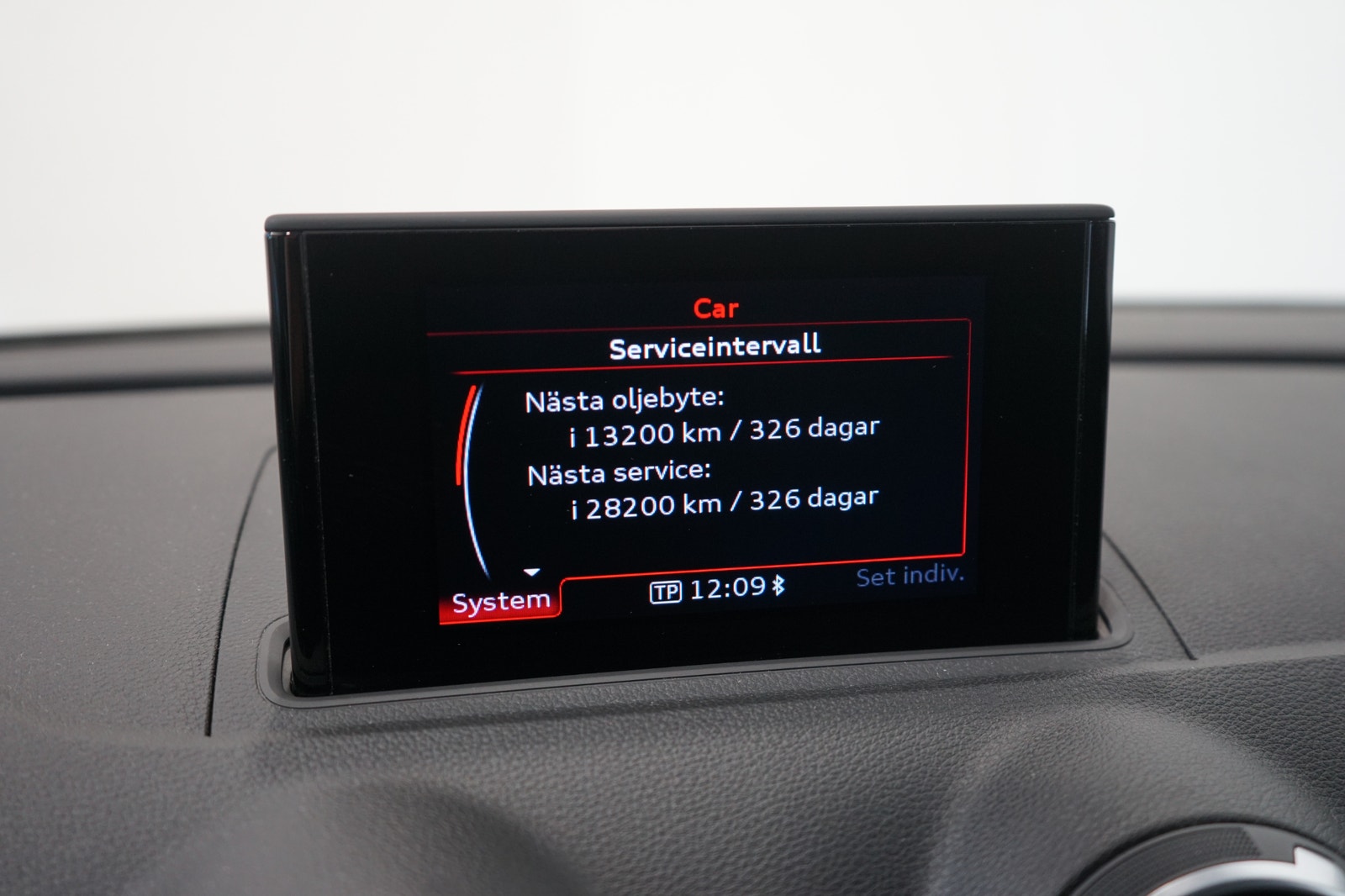 Audi A3 Sedan 2.0 TDI quattro Ambition Manuell Taklucka 150hk 2016 - miniatyr 7
