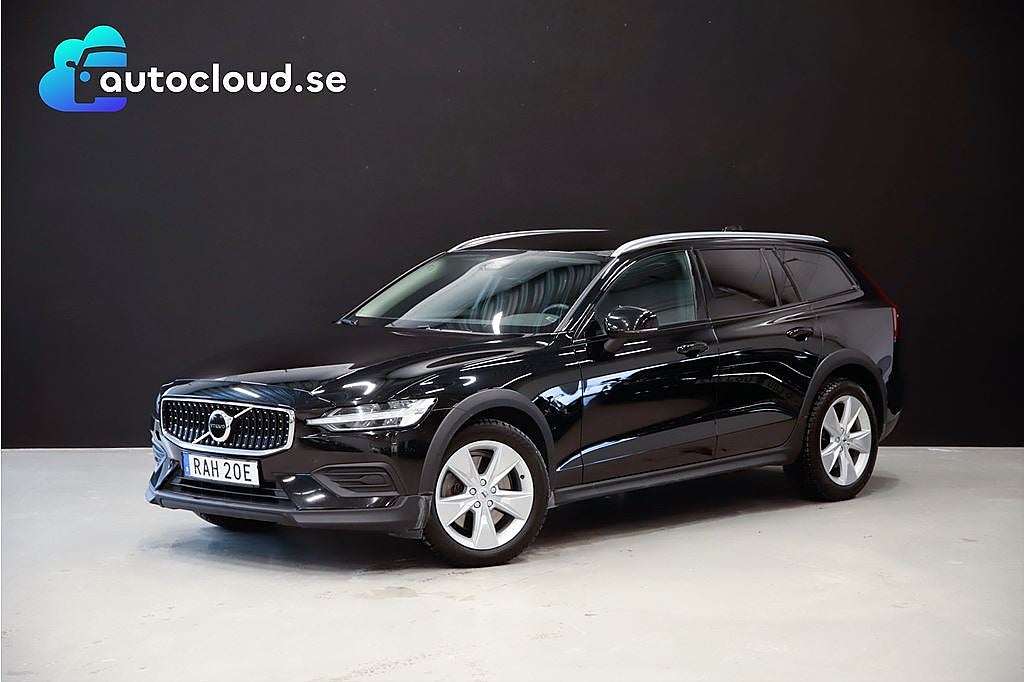 Volvo V60 Cross Country B4 AWD Core Leasbar Drag Värmare