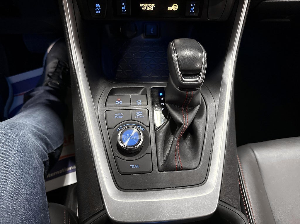 Suzuki Across Plug-in Hybrid 2.5 4WD 306hk E-CVT Inclusive  – bild 13
