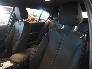 Halvkombi BMW 118I 16 av 20