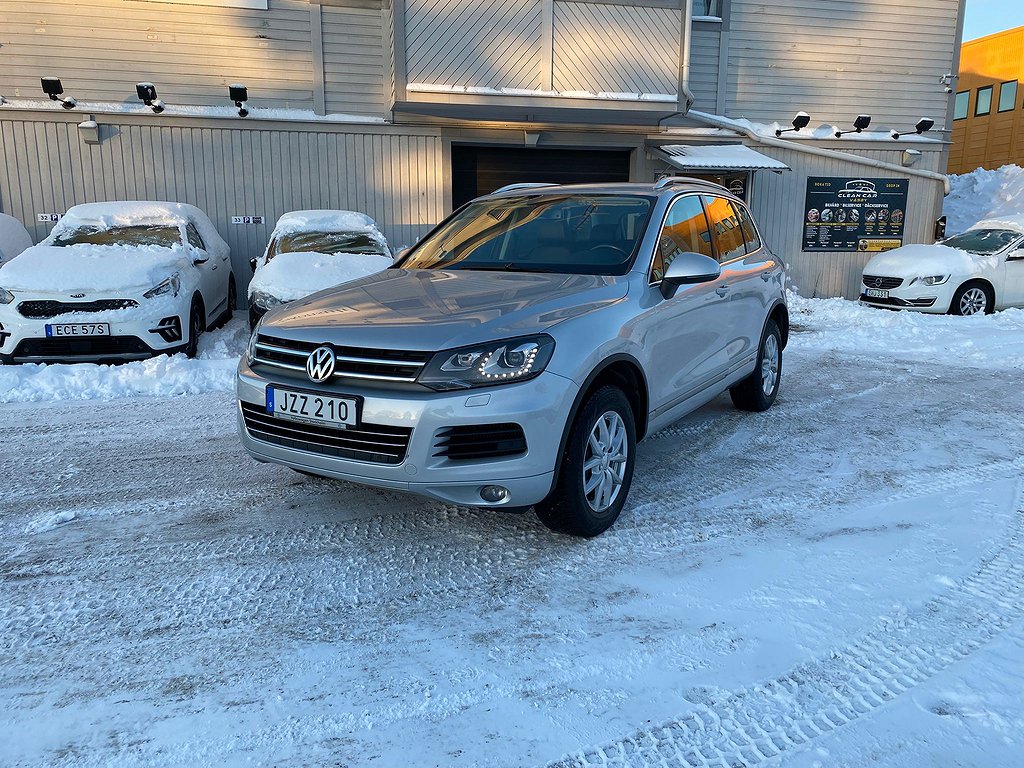 Volkswagen Touareg 3.0 V6 TDI DPF 4M TipTronic PREMIUM D-VÄRM