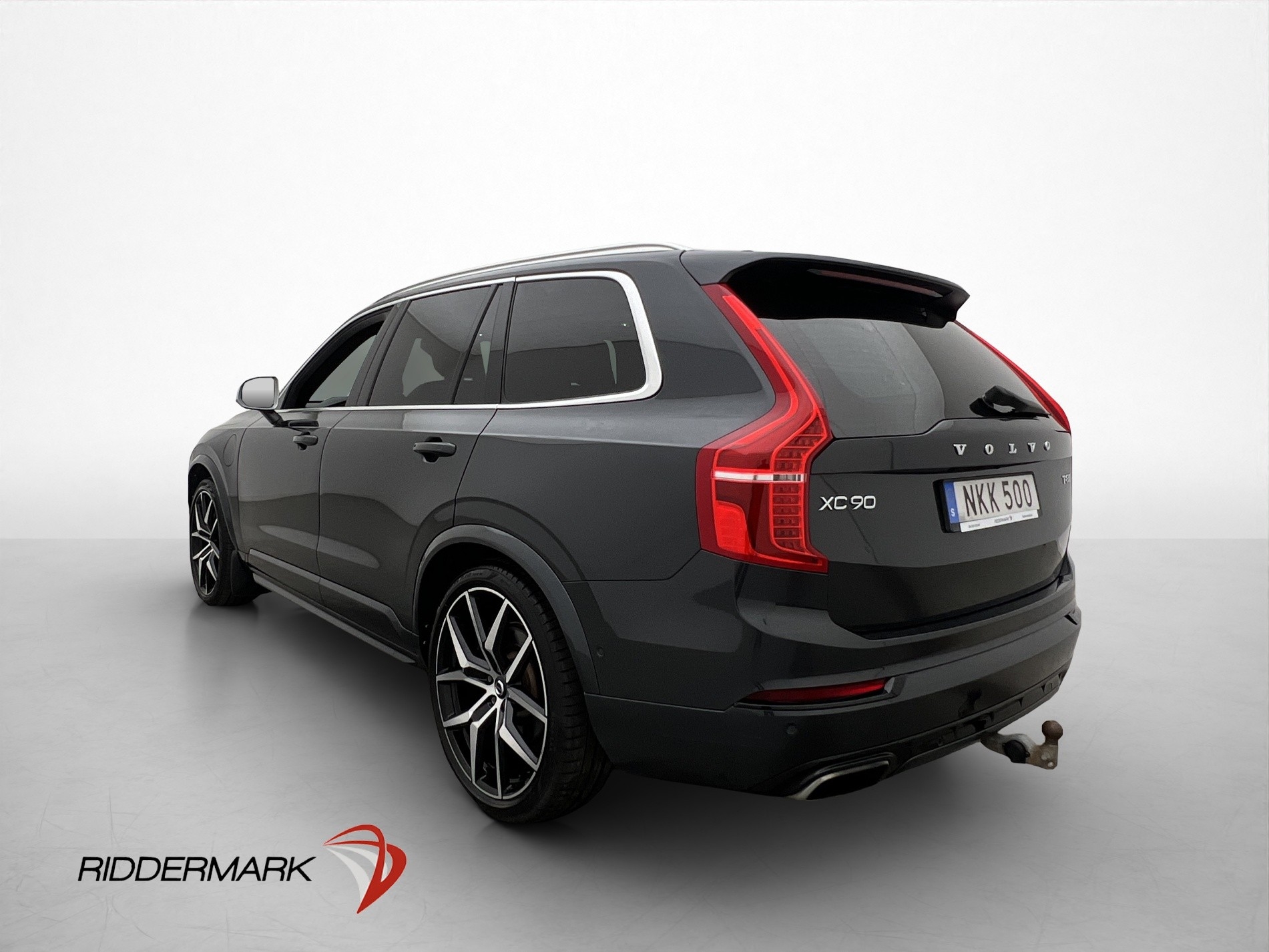 Volvo XC90 T8 AWD R-Design 7-Sits B&W 2018, bild 5/75