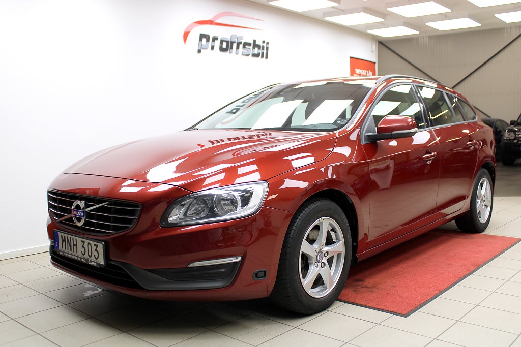 Volvo V60 D2 Powershift Kinetic Euro 5 Nyservad Drag 