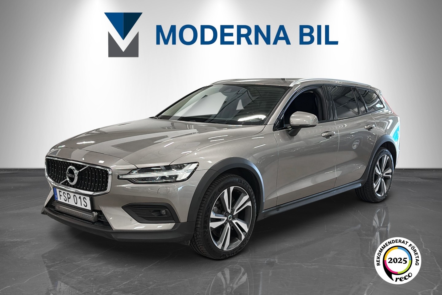 Volvo V60 Recharge 2022, photo 7/10