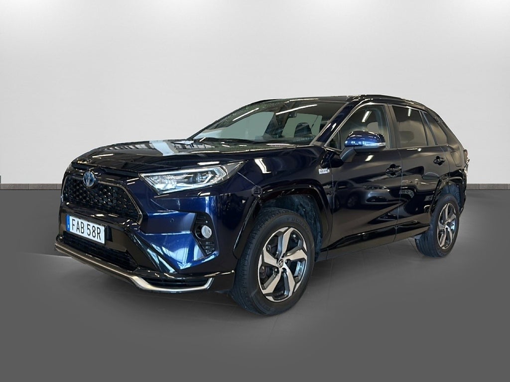 Toyota RAV4 Plug-in Hybrid E-CVT Launch Edition (Drag, Backkamera)