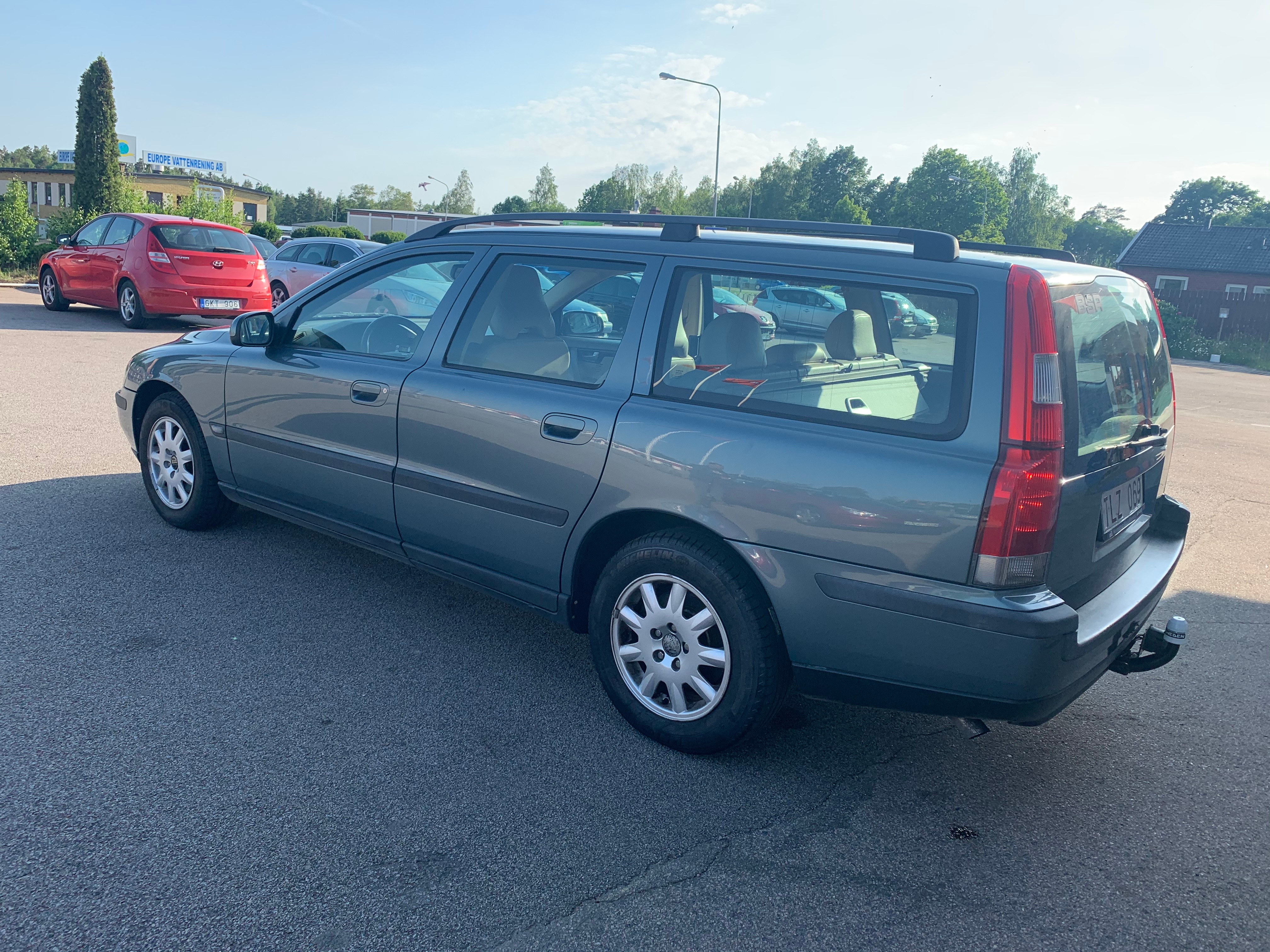 Volvo V70 2.4 Business 140hk bes drag 2002, bild 4/39