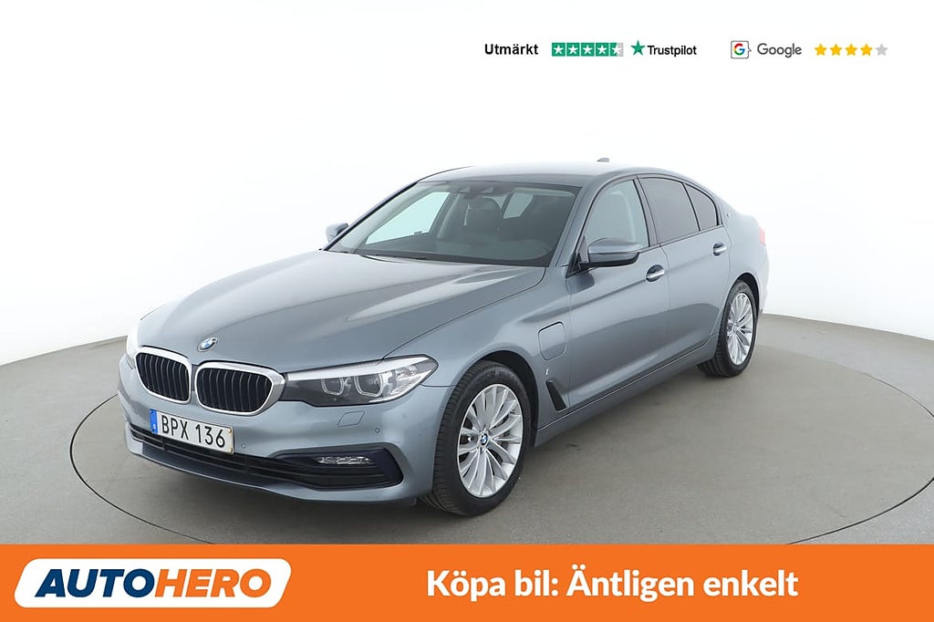 BMW 530e iPerformance Sedan Sport line / Ambient Light, Rattvärme, Hi-Fi