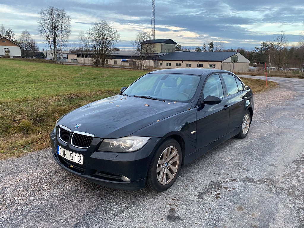 BMW 320  A-Traktor //Sedan //Diesel