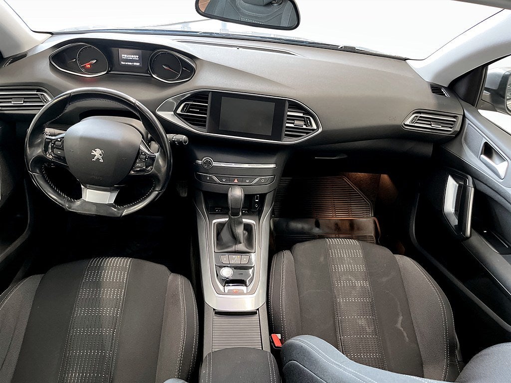 Bild på Peugeot 308 SW Allure 2.0 BHDi 150hk Aut - P-SENSORER, PANO