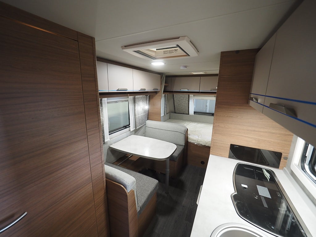 Knaus Sport 500 QDK Design Paket I Golvvärme