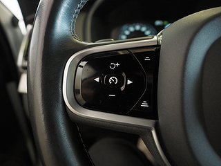 SUV Volvo XC90 21 av 29