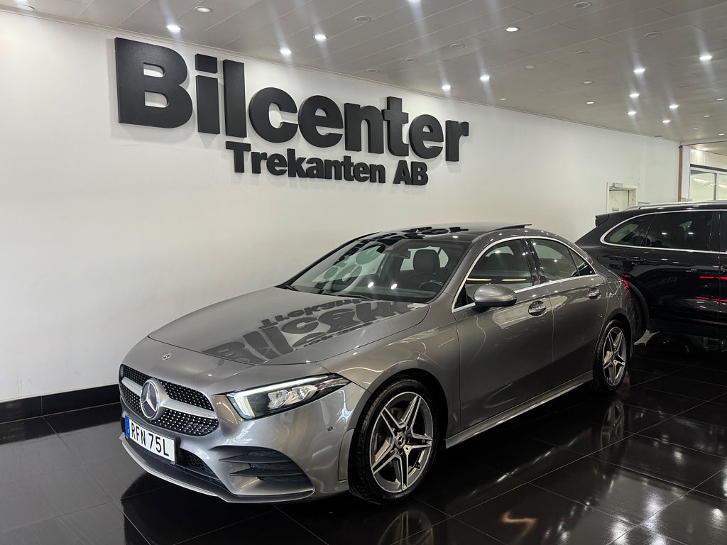 Mercedes-Benz A 200 Sedan 7G-DCT AMG Line Euro 6 Pano*Keyless*