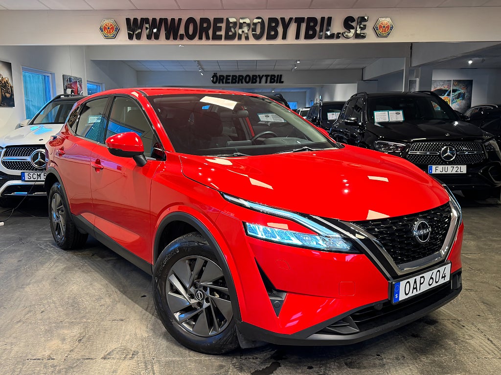 Nissan Qashqai 1.3 DIG-T Aut MHEV Aut B-kamera Carplay Keyless 158hk