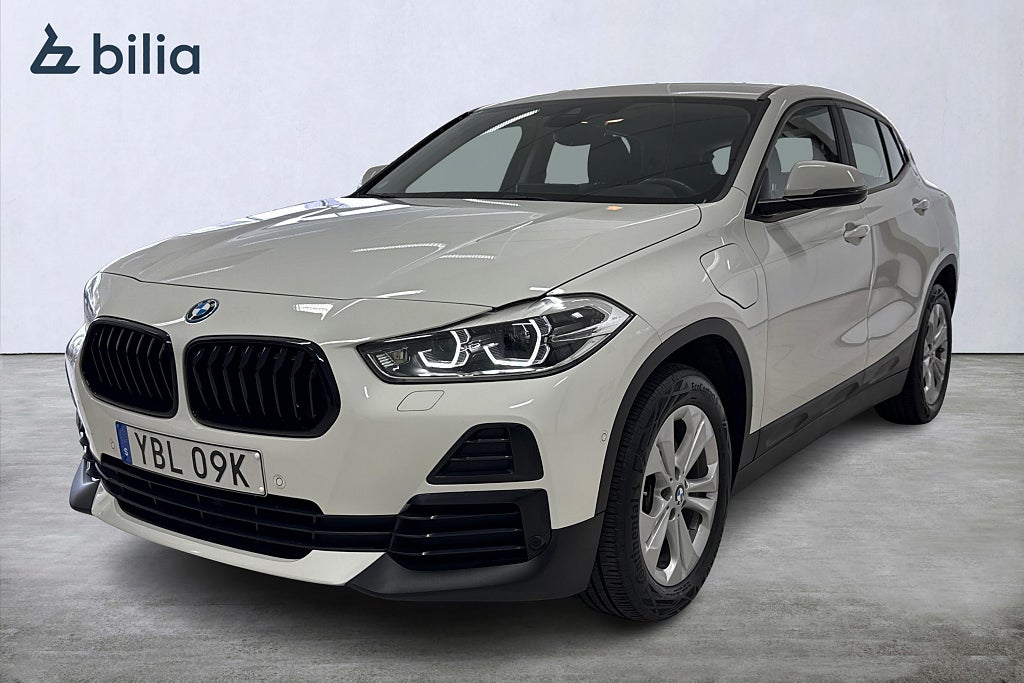BMW X2 xDrive 25e / Head up / Sensorer / Navigation / LED