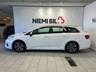 Toyota Avensis Kombi 1.8 147hk Active Drag/Kamera/MoK/S&V