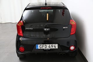 Halvkombi Kia Picanto 7 av 23