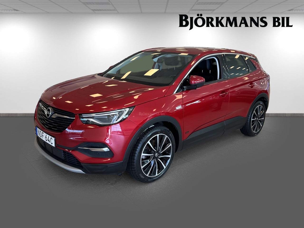 Opel Grandland 2021, kuva 3/10