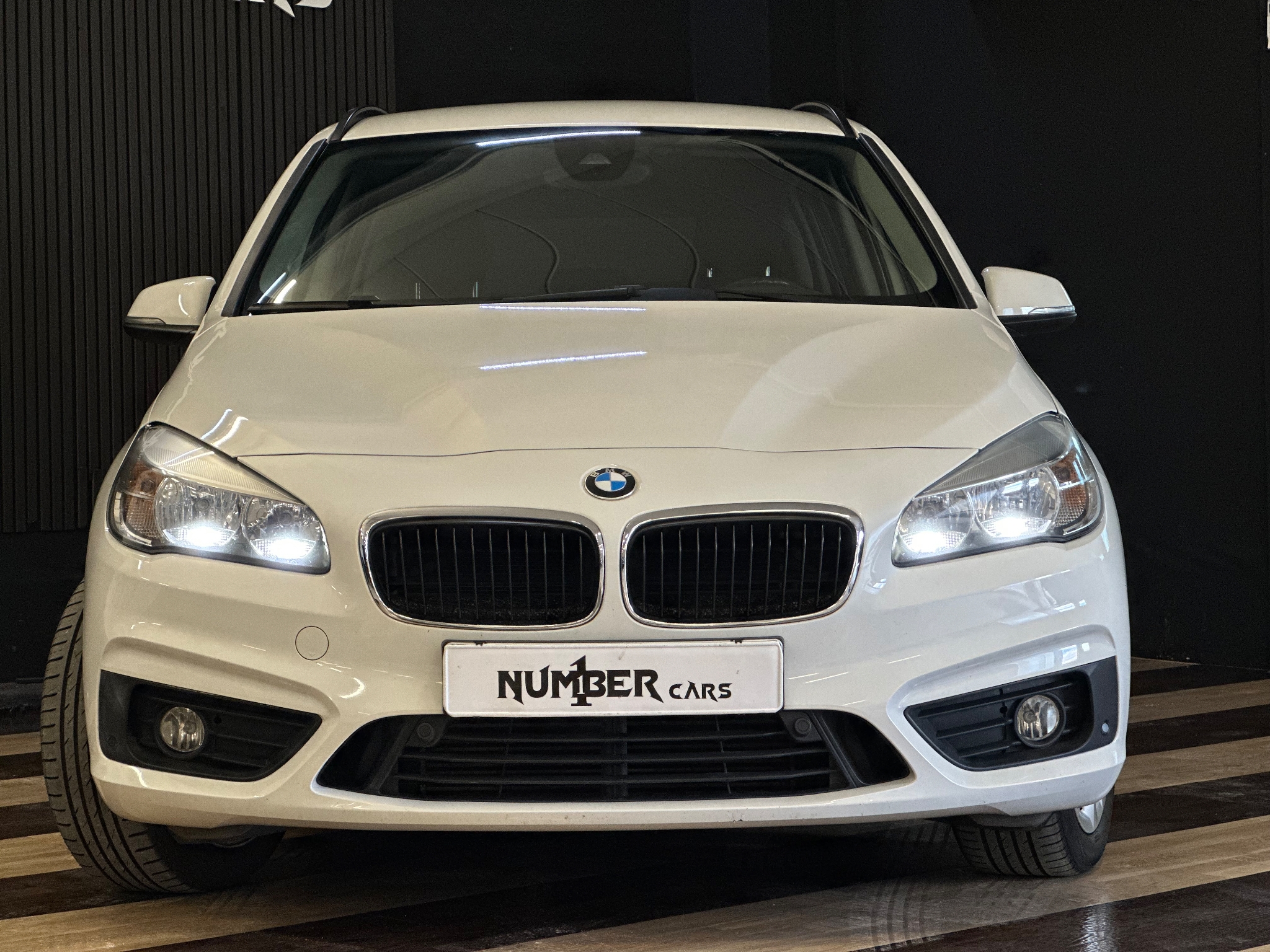 BMW 220 i Gran Tourer Advantage Euro 6 2016, bild 5/51